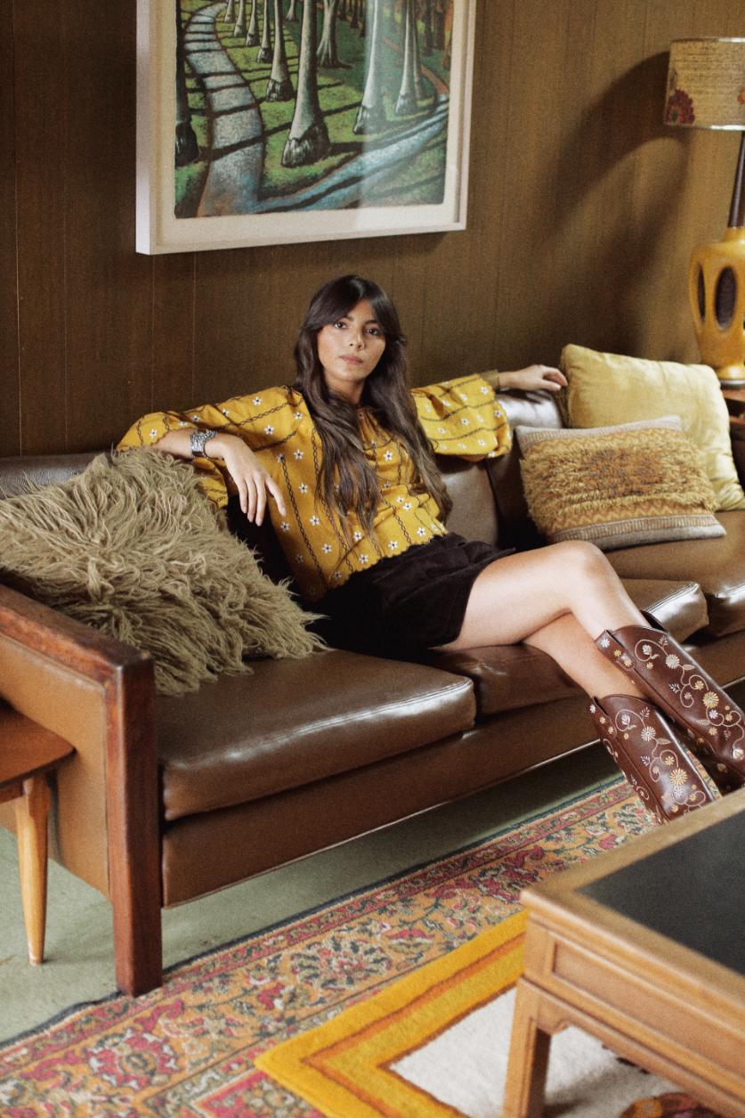 Katie Mae Velvet Mini Skirt – Brown