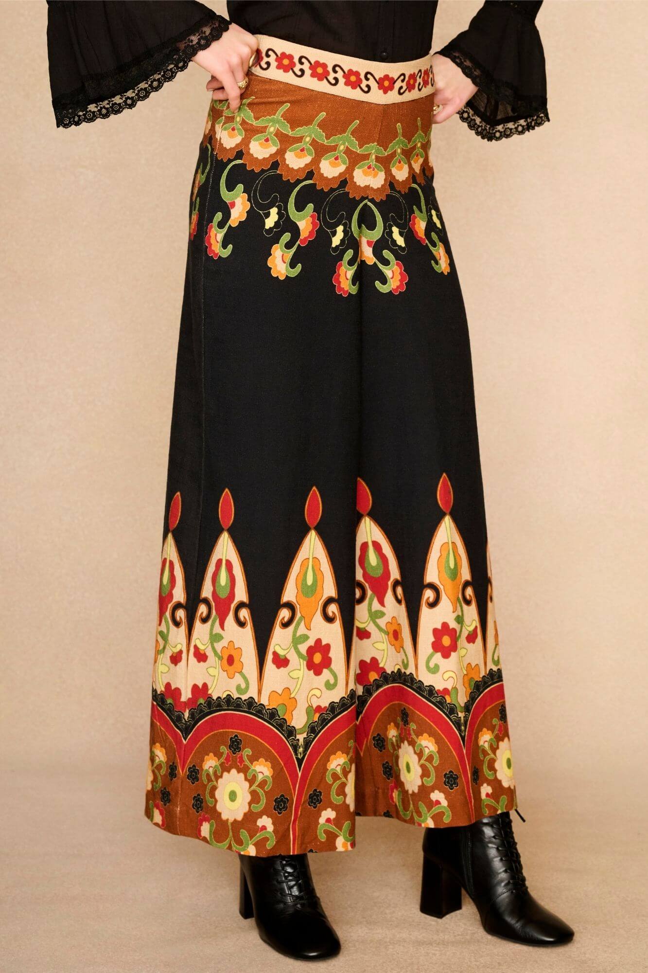 Aurelia Golden Ember Wide Leg Trousers – Black