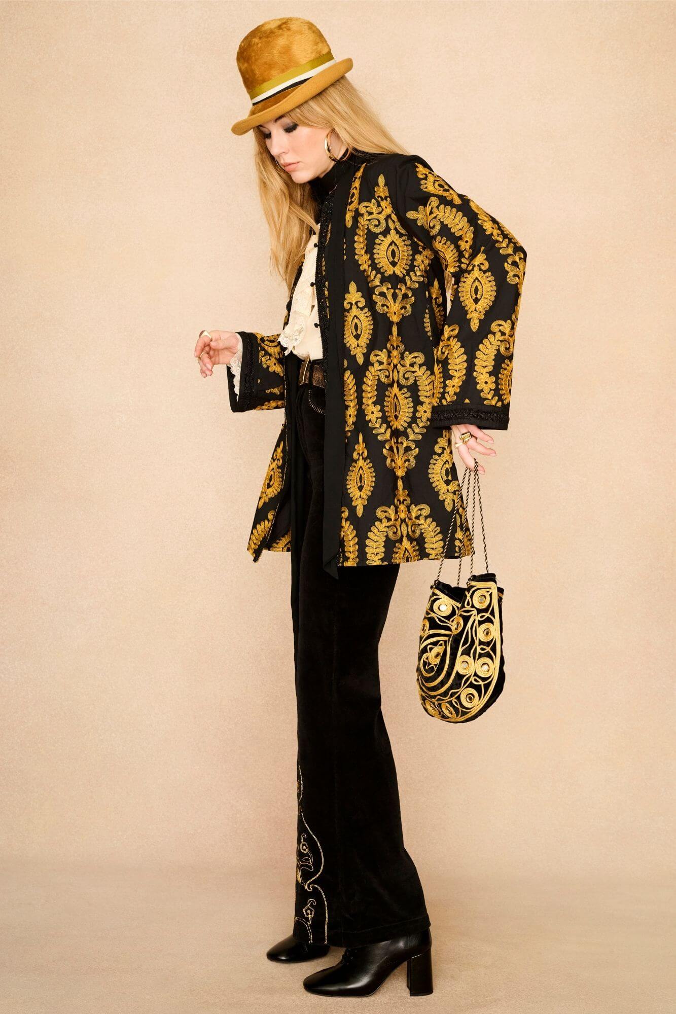 Magic Embroidered Duster – Black