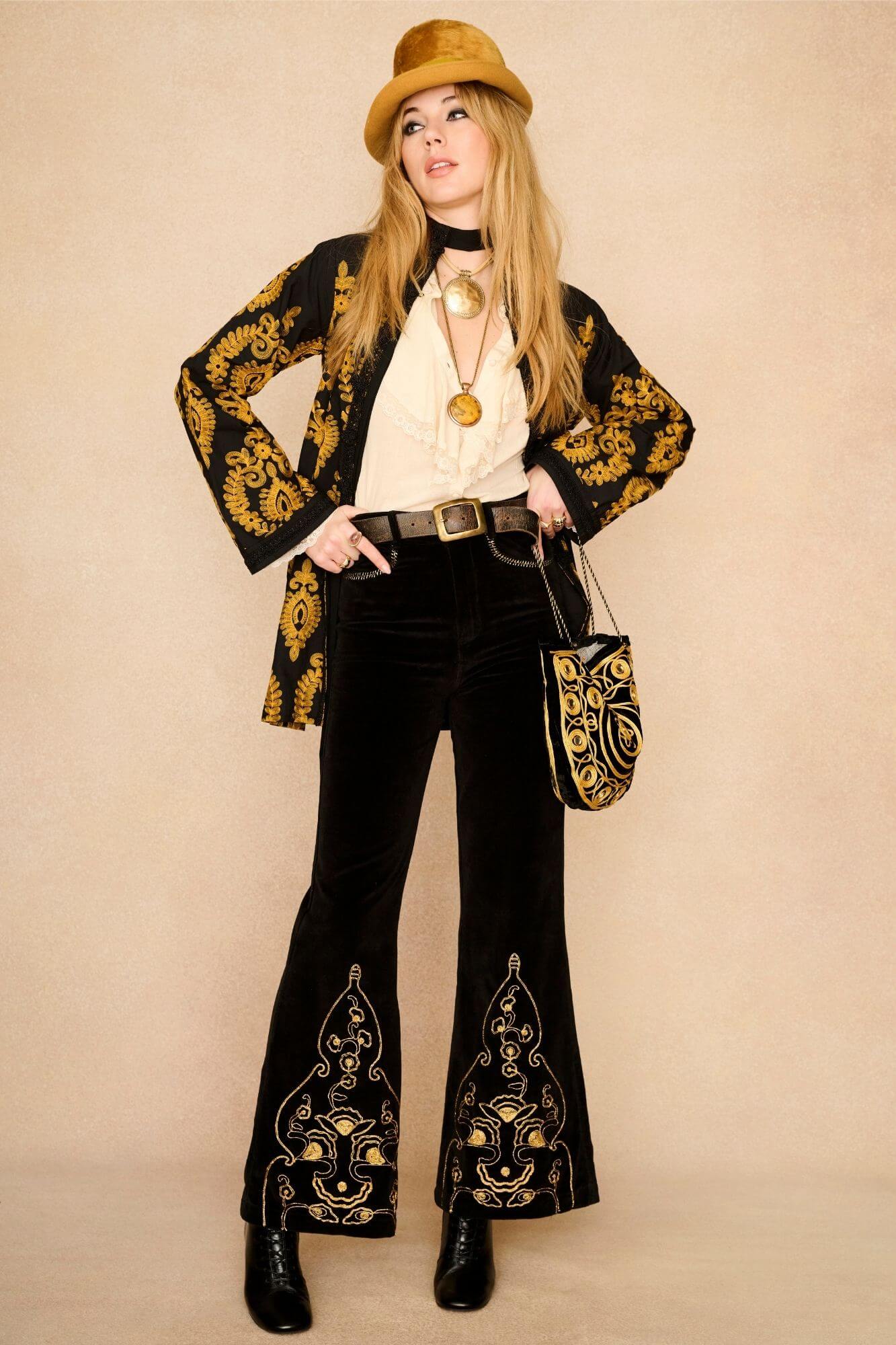 Magic Embroidered Duster – Black