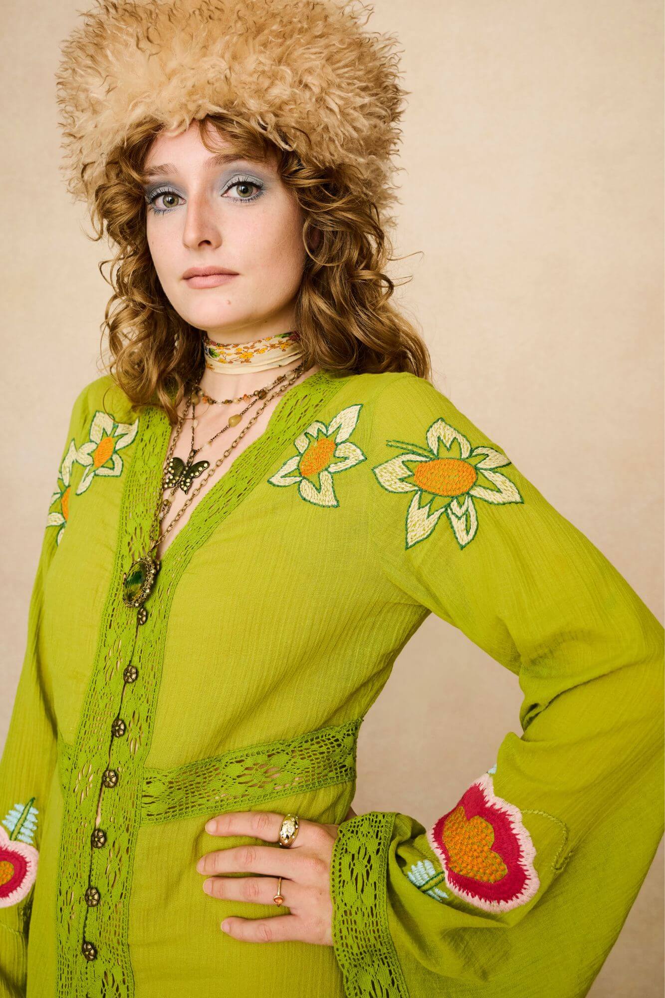 Once Upon A Vine Embroidered Duster – Green