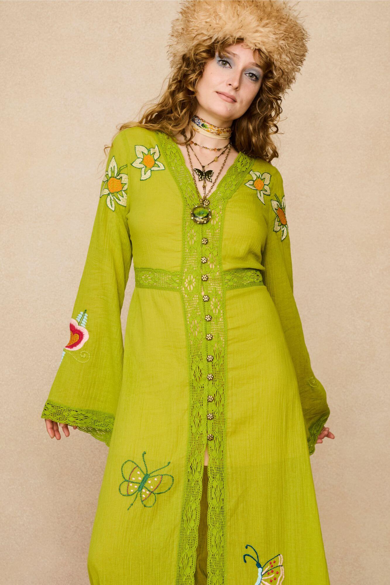 Once Upon A Vine Embroidered Duster – Green