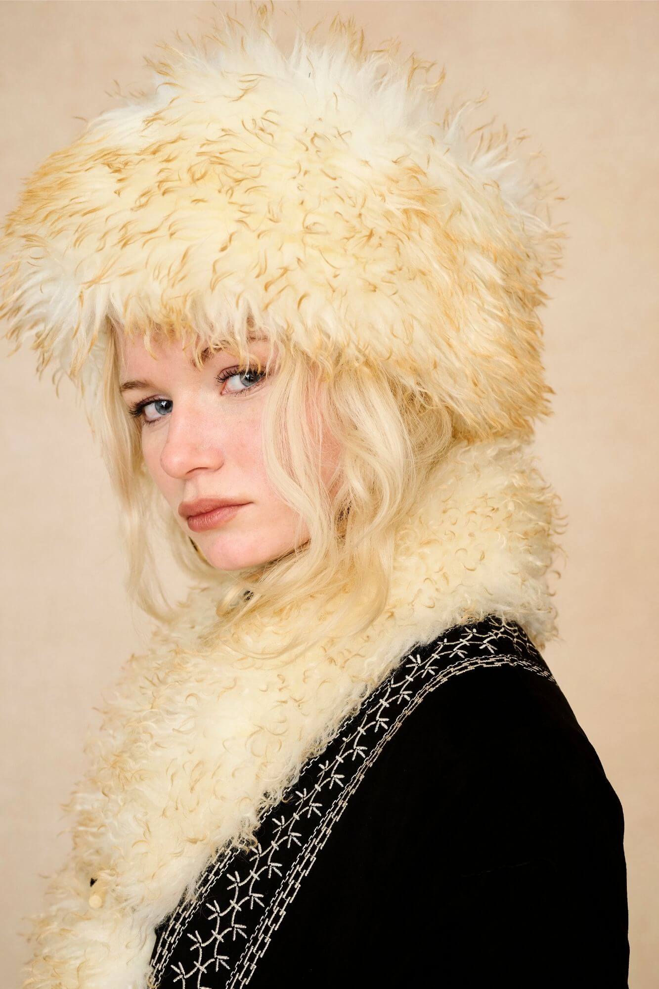 Bianca Faux Fur Hat – White